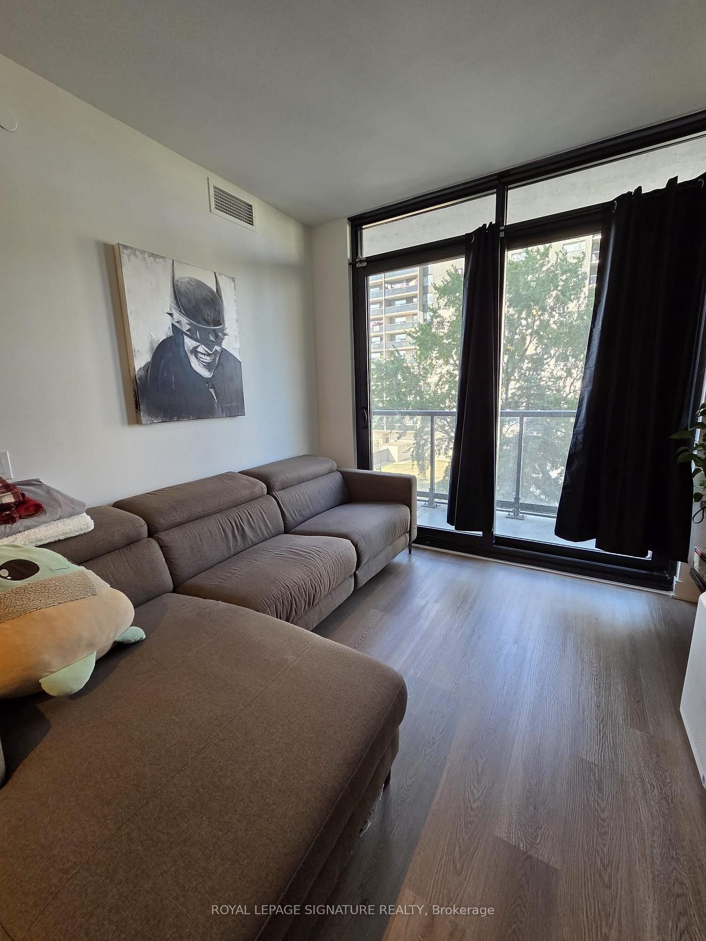 









86


Dundas

Street East, 314,
Mississauga,




ON
L5A 1W4

