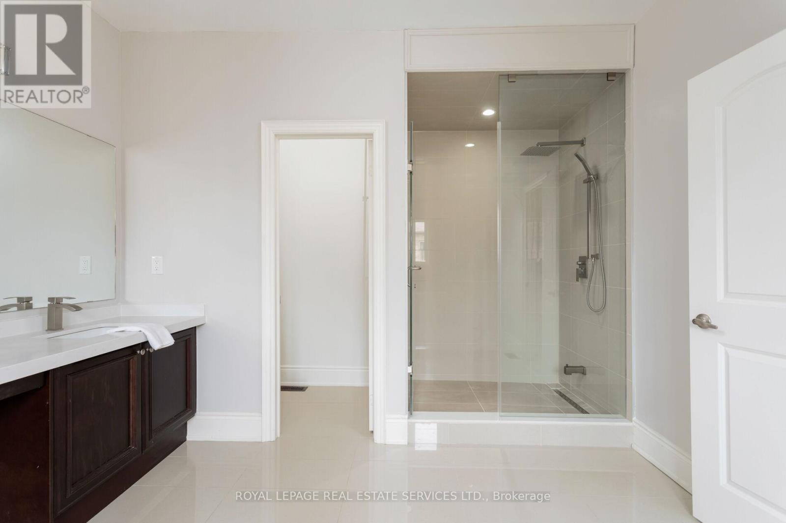 












3159 WILLIAM ROSE WAY

,
Oakville,




Ontario
L6H0T3

