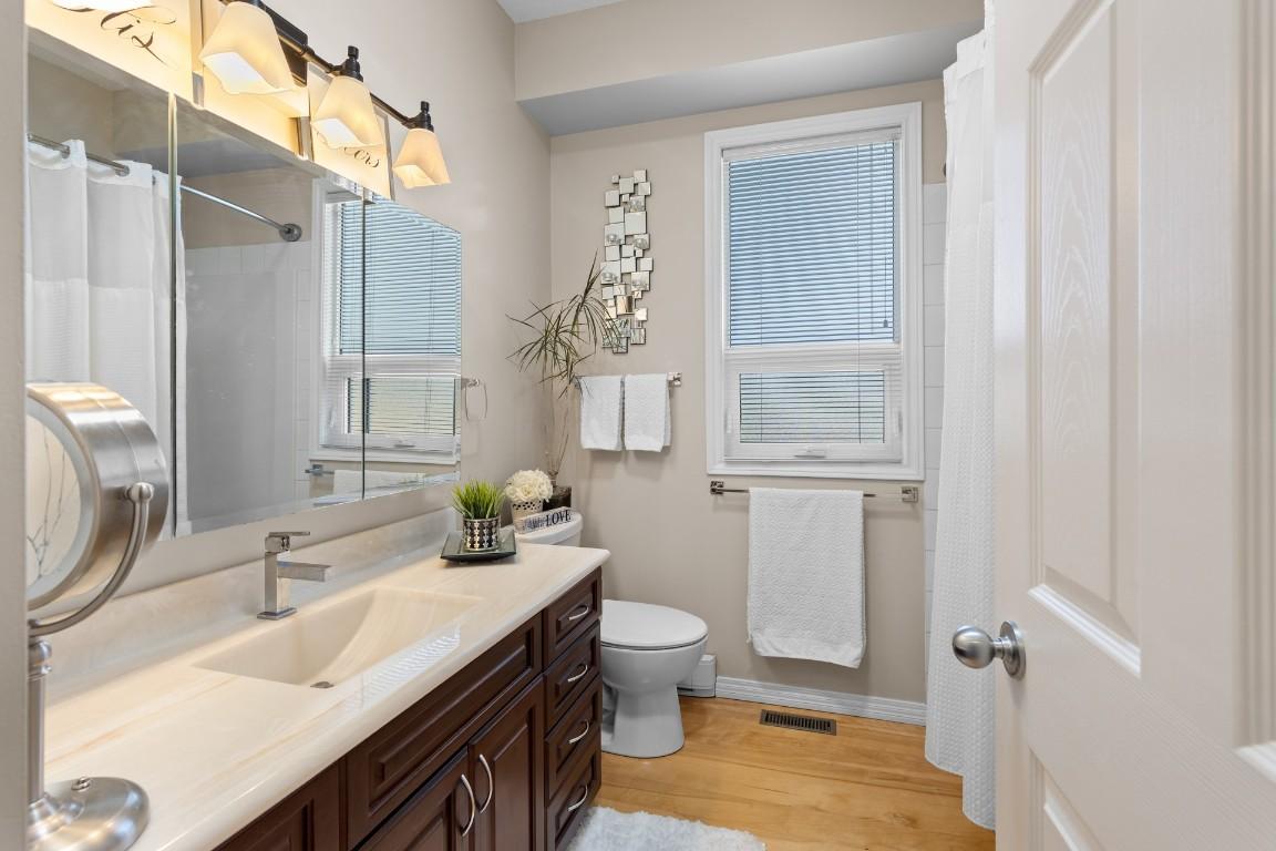 









415


Commonwealth

Road, 363,
Kelowna,




BC
V4V 1P4

