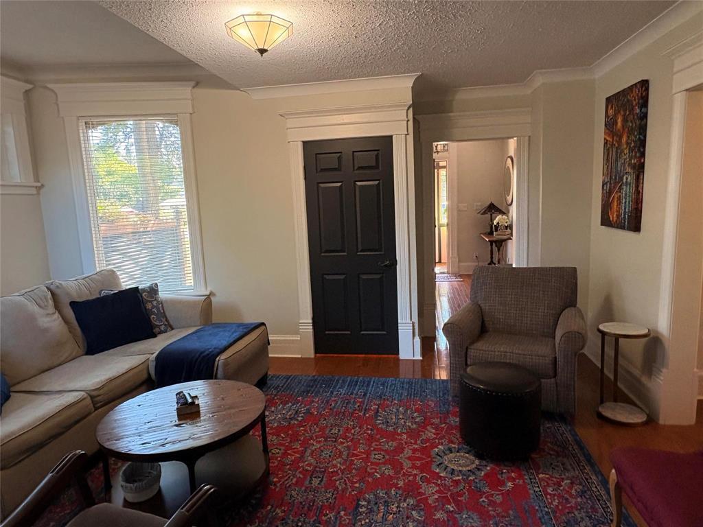 












402 Clark Avenue

,
Killarney,




Manitoba
R0K1G0

