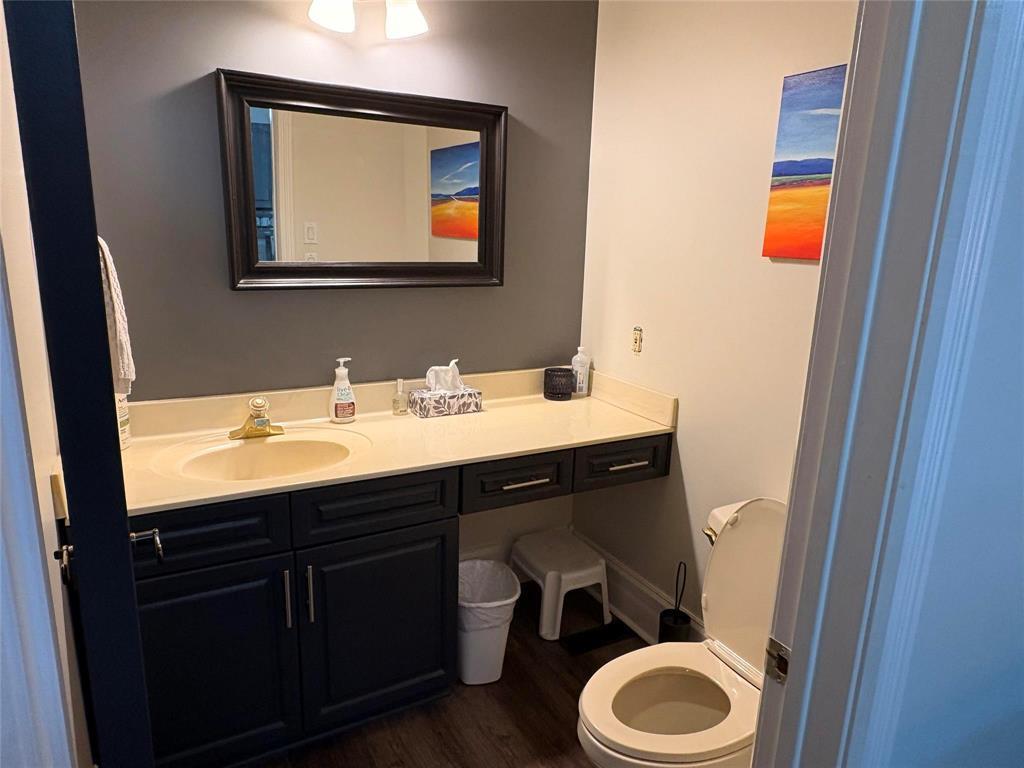 












402 Clark Avenue

,
Killarney,




Manitoba
R0K1G0

