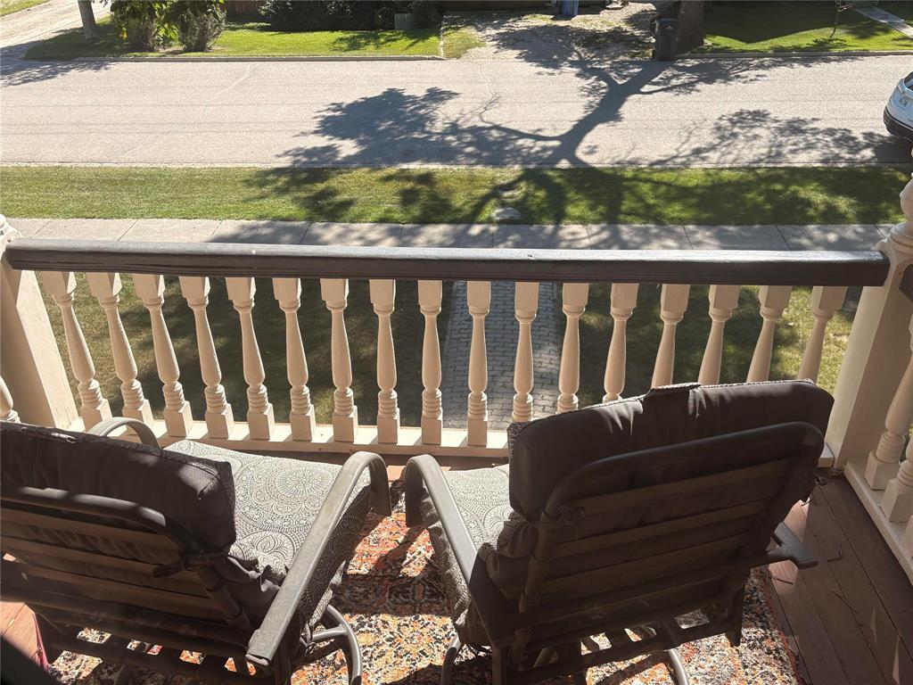 












402 Clark Avenue

,
Killarney,




Manitoba
R0K1G0

