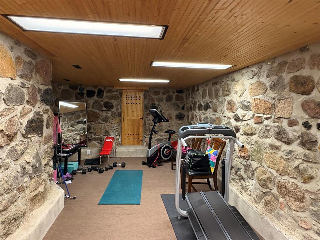 












402 Clark Avenue

,
Killarney,




Manitoba
R0K1G0

