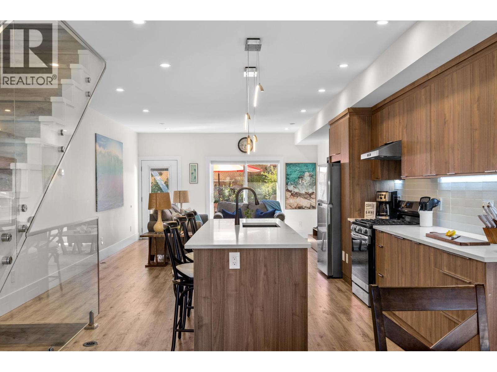 












18 Loon Crescent Unit# 3

,
Osoyoos,




British Columbia
V0H1V1

