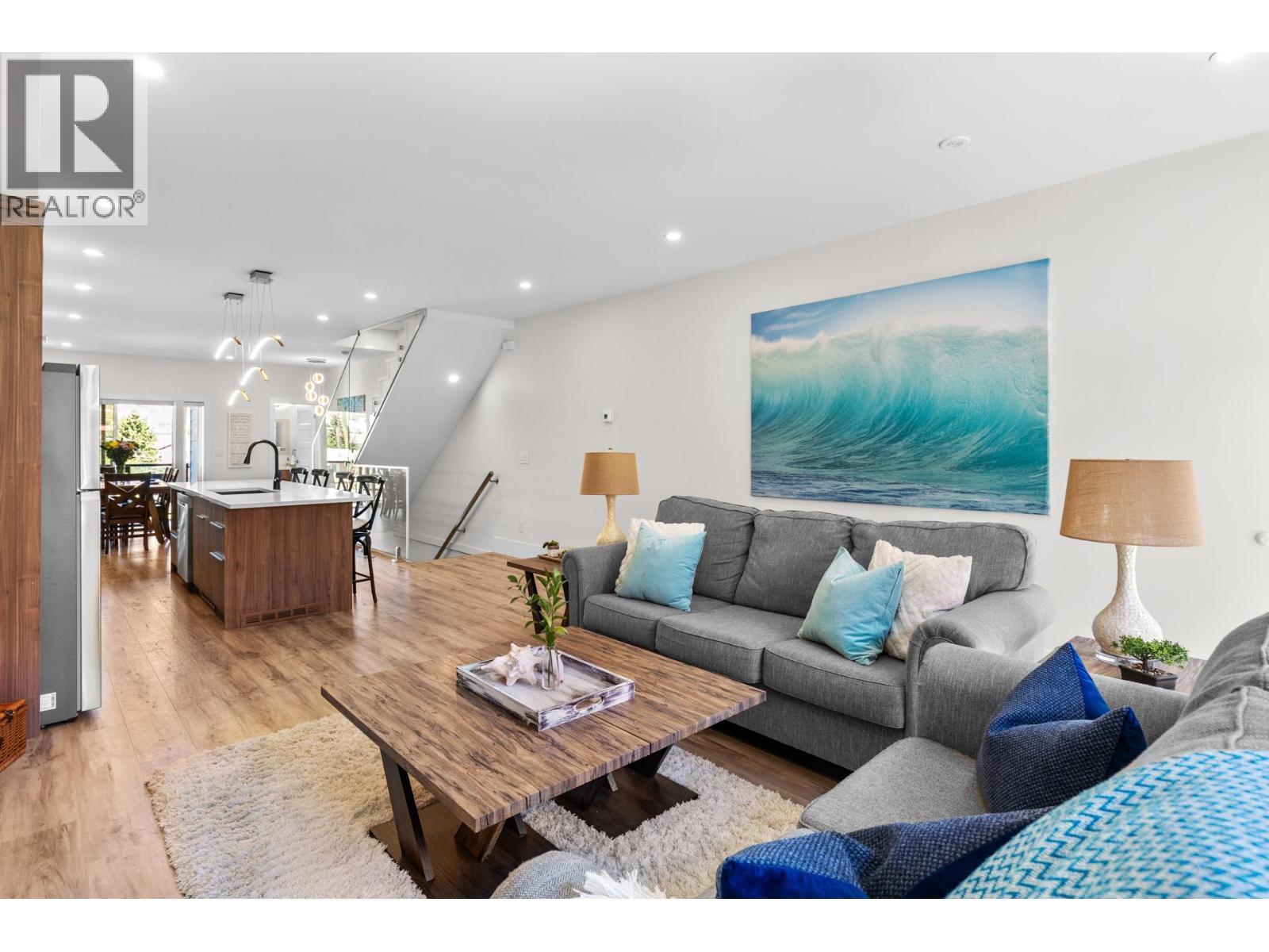 












18 Loon Crescent Unit# 3

,
Osoyoos,




British Columbia
V0H1V1

