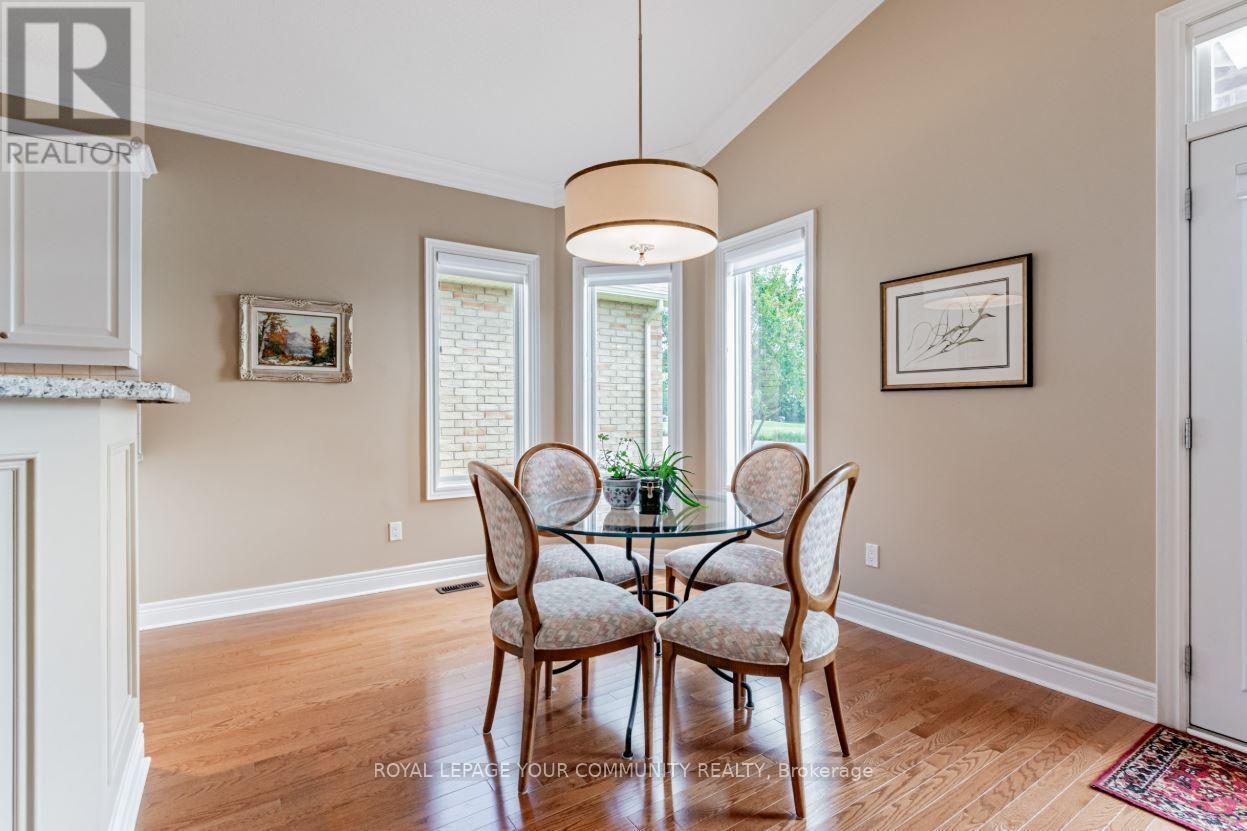












303 BABE'S WAY

,
Whitchurch-Stouffville,




Ontario
L4A0K5

