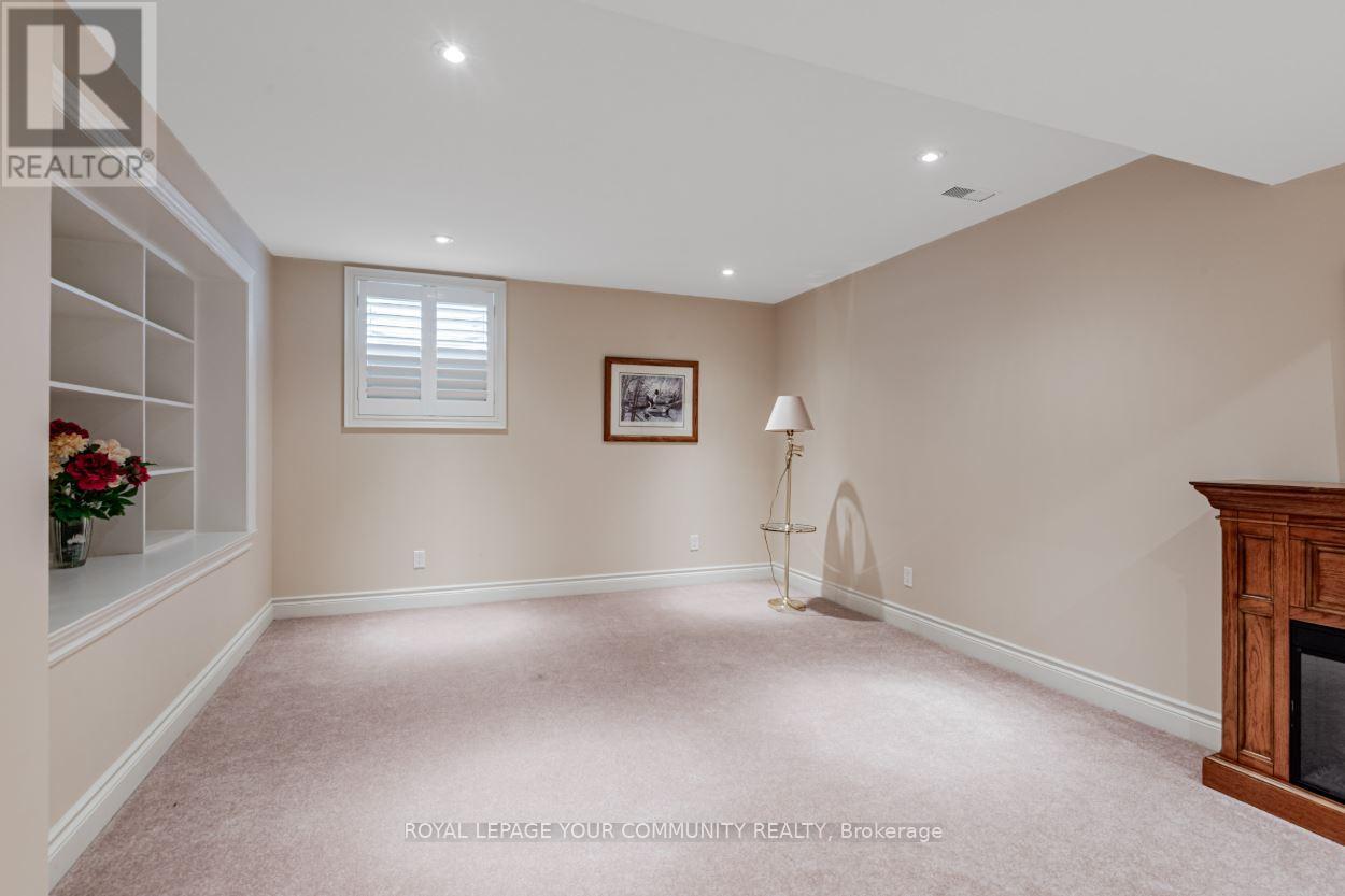 












303 BABE'S WAY

,
Whitchurch-Stouffville,




Ontario
L4A0K5


