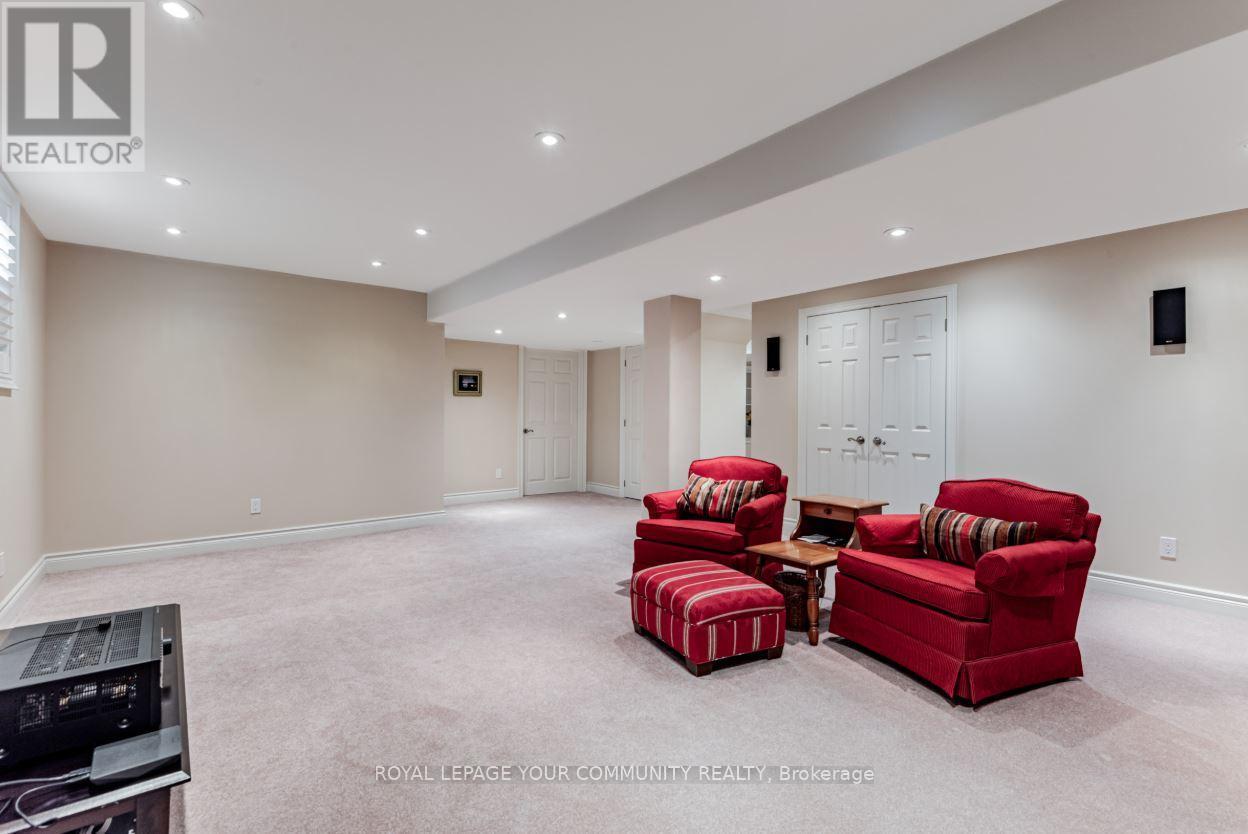 












303 BABE'S WAY

,
Whitchurch-Stouffville,




Ontario
L4A0K5

