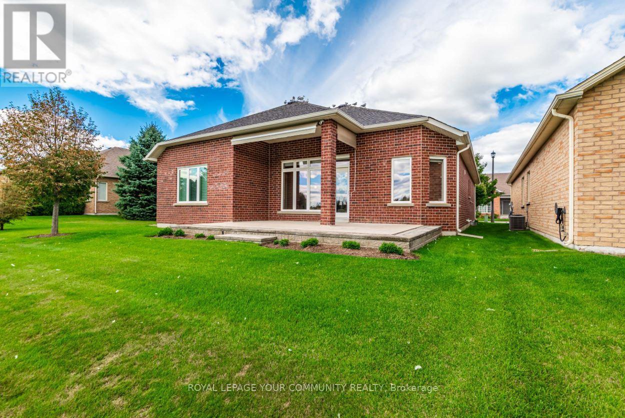 












303 BABE'S WAY

,
Whitchurch-Stouffville,




Ontario
L4A0K5

