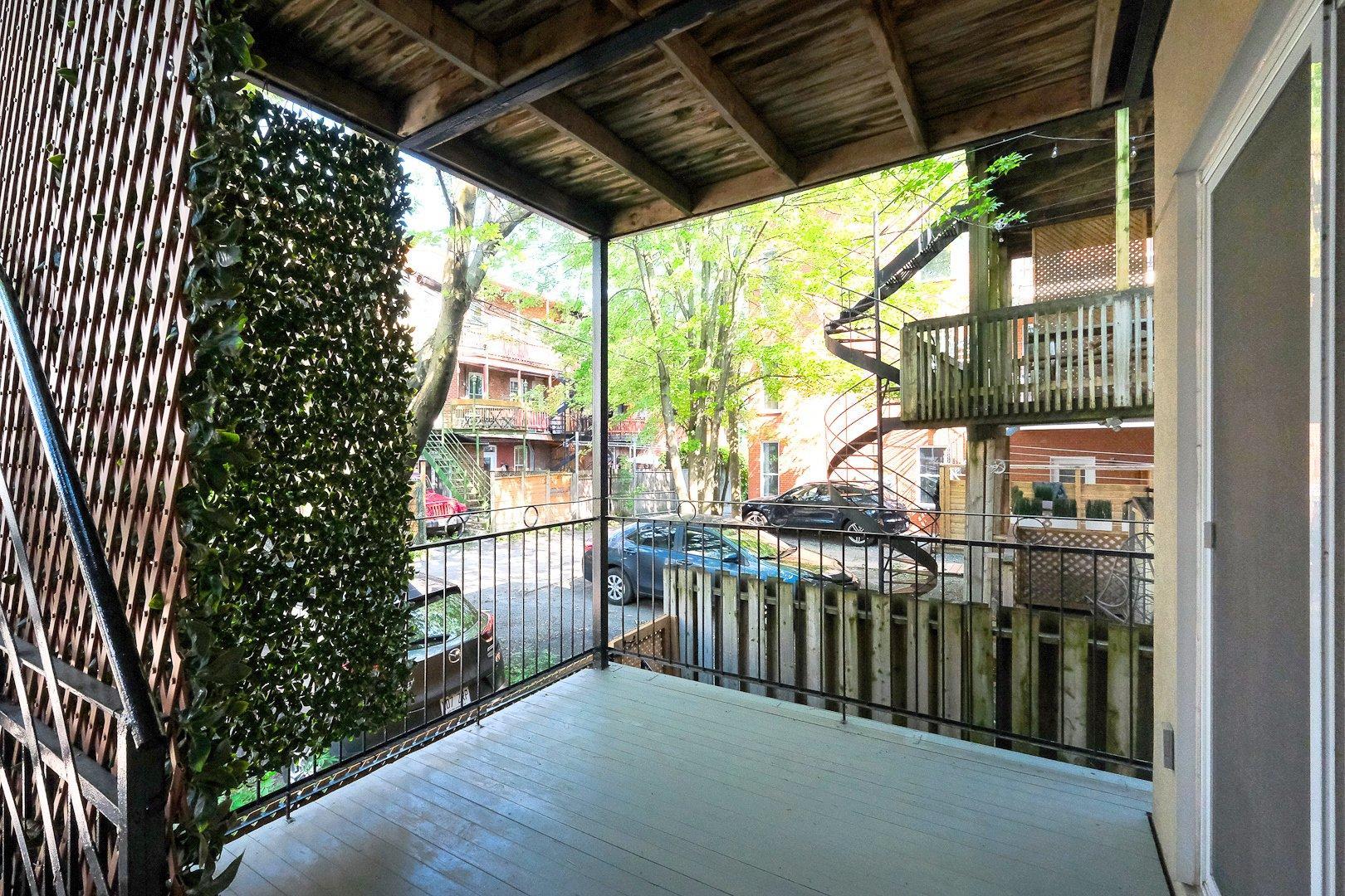 









4103


Av. De Lorimier

,
Montréal (Le Plateau-Mont-Royal),




QC
H2K3X8

