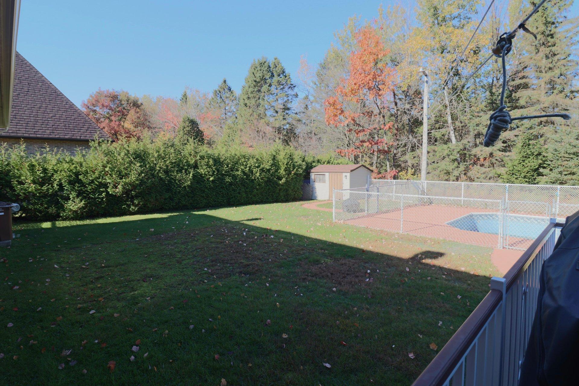 









820


17e Avenue

,
Shawinigan,




QC
G9T6C7

