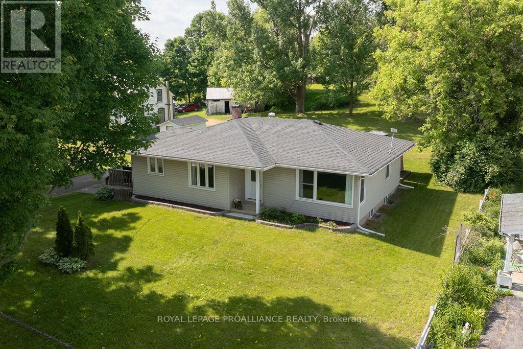 












1036 WAGARVILLE ROAD

,
Frontenac (Frontenac Centre),




Ontario
K0H2K0

