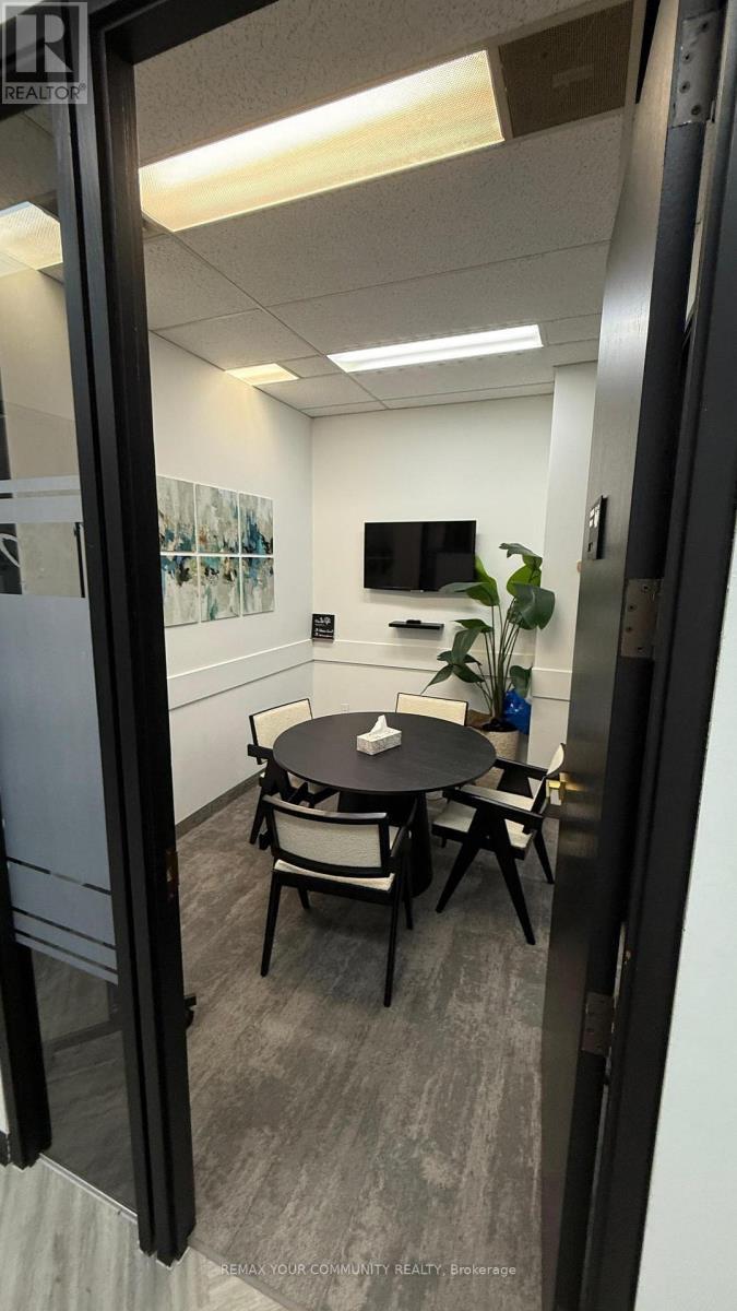 












245 FAIRVIEW MALL DRIVE

,
Toronto,




Ontario
M2J4T1

