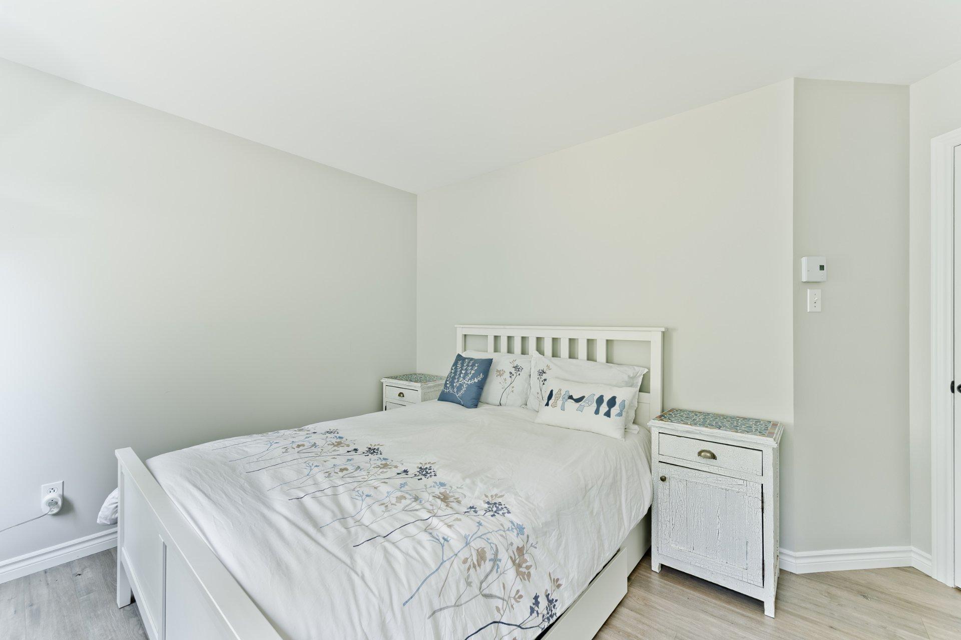 









3358


Rue des Arbrisseaux

,
Sherbrooke (Brompton/Rock Forest/Saint-Élie/Deauville),




QC
J1R0B4

