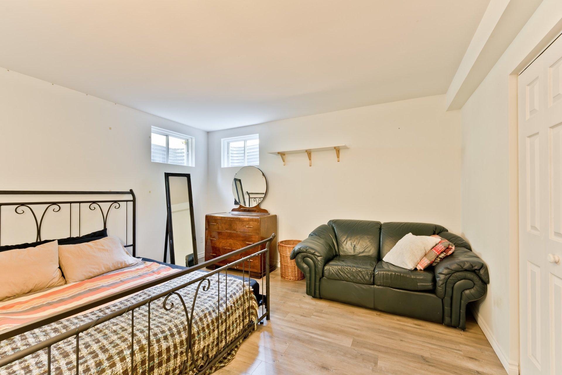 









3358


Rue des Arbrisseaux

,
Sherbrooke (Brompton/Rock Forest/Saint-Élie/Deauville),




QC
J1R0B4

