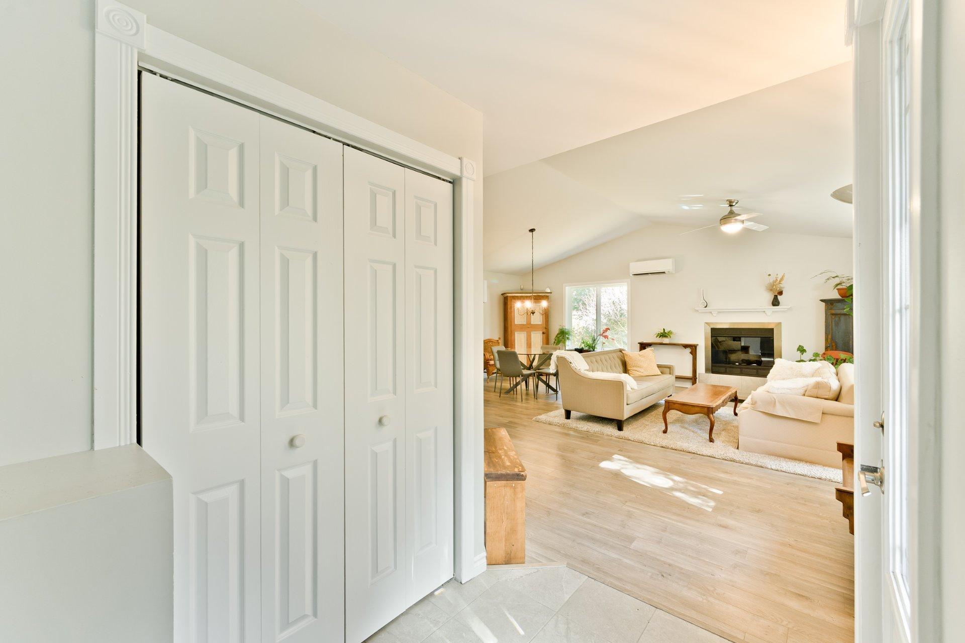 









3358


Rue des Arbrisseaux

,
Sherbrooke (Brompton/Rock Forest/Saint-Élie/Deauville),




QC
J1R0B4

