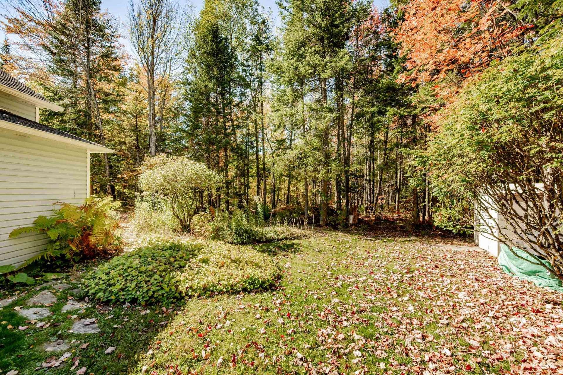 









3358


Rue des Arbrisseaux

,
Sherbrooke (Brompton/Rock Forest/Saint-Élie/Deauville),




QC
J1R0B4


