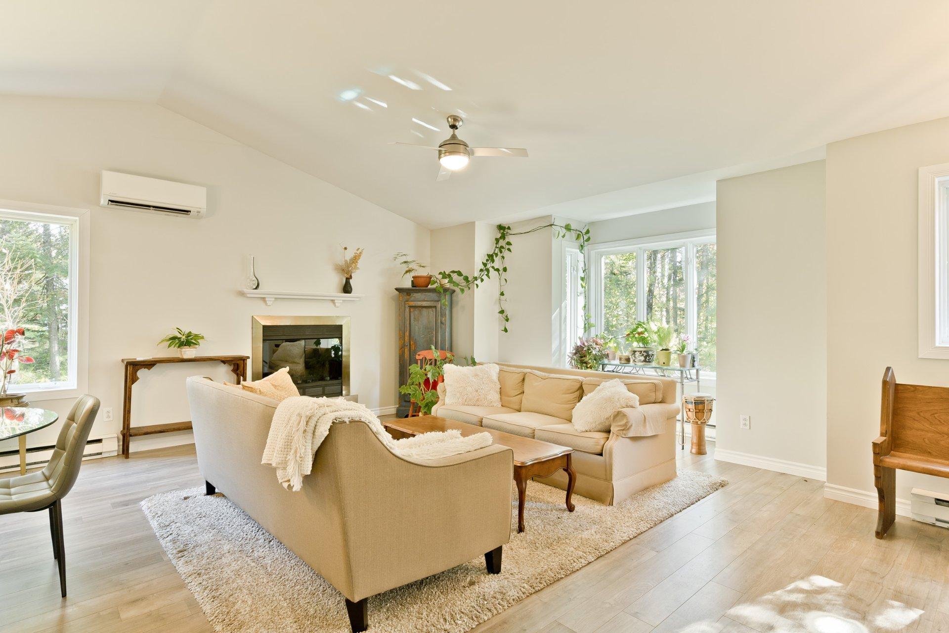 









3358


Rue des Arbrisseaux

,
Sherbrooke (Brompton/Rock Forest/Saint-Élie/Deauville),




QC
J1R0B4

