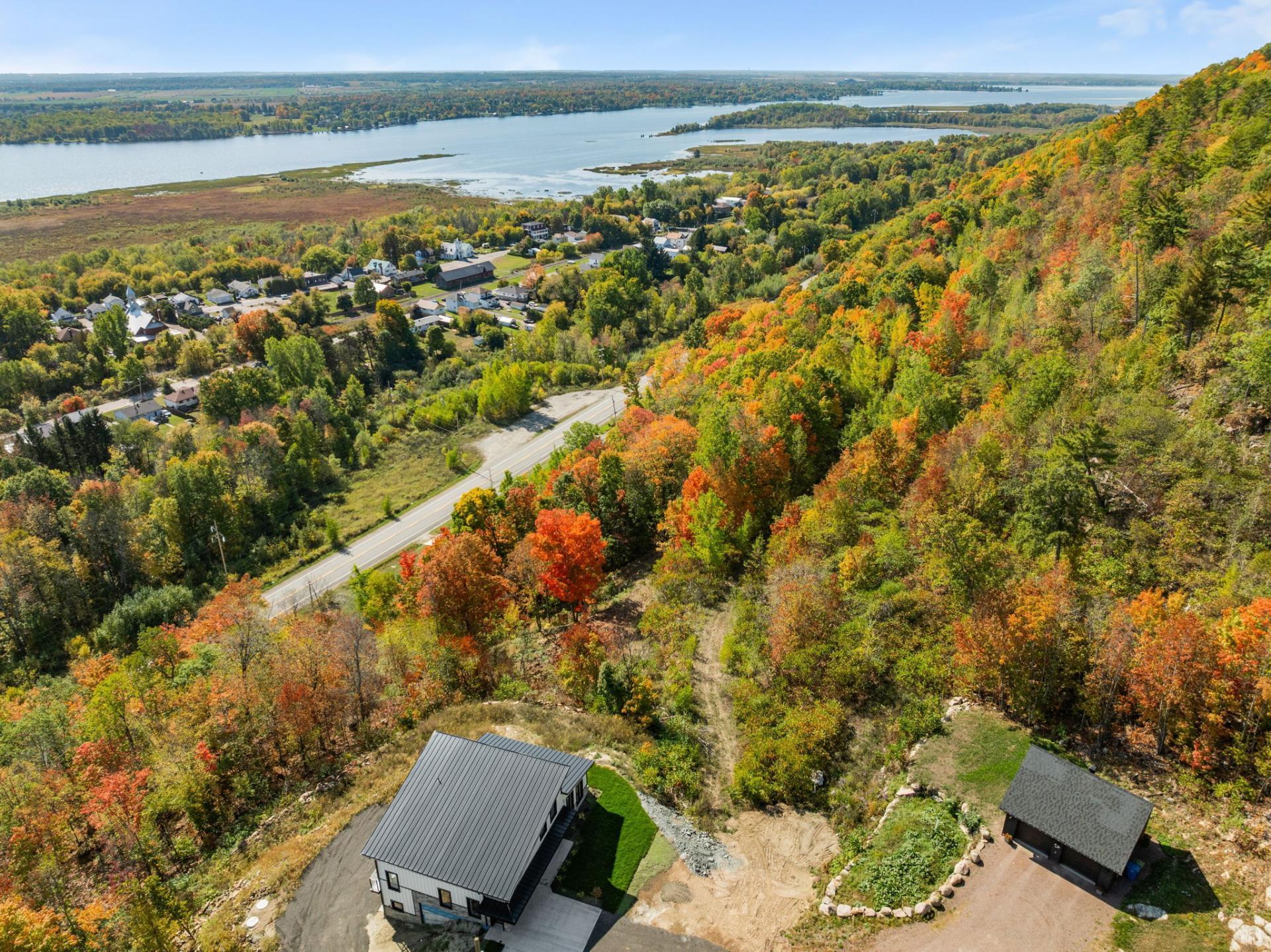 












Ch. du Panorama

,
Grenville-sur-la-Rouge,







QC
J0V1B0

