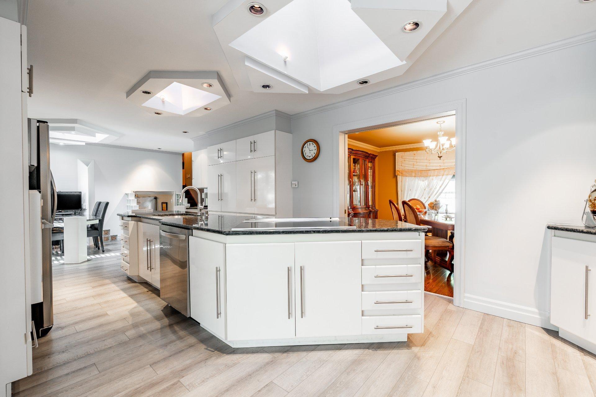 









234


Rue Plamondon

,
Repentigny (Repentigny),




QC
J6A7E4

