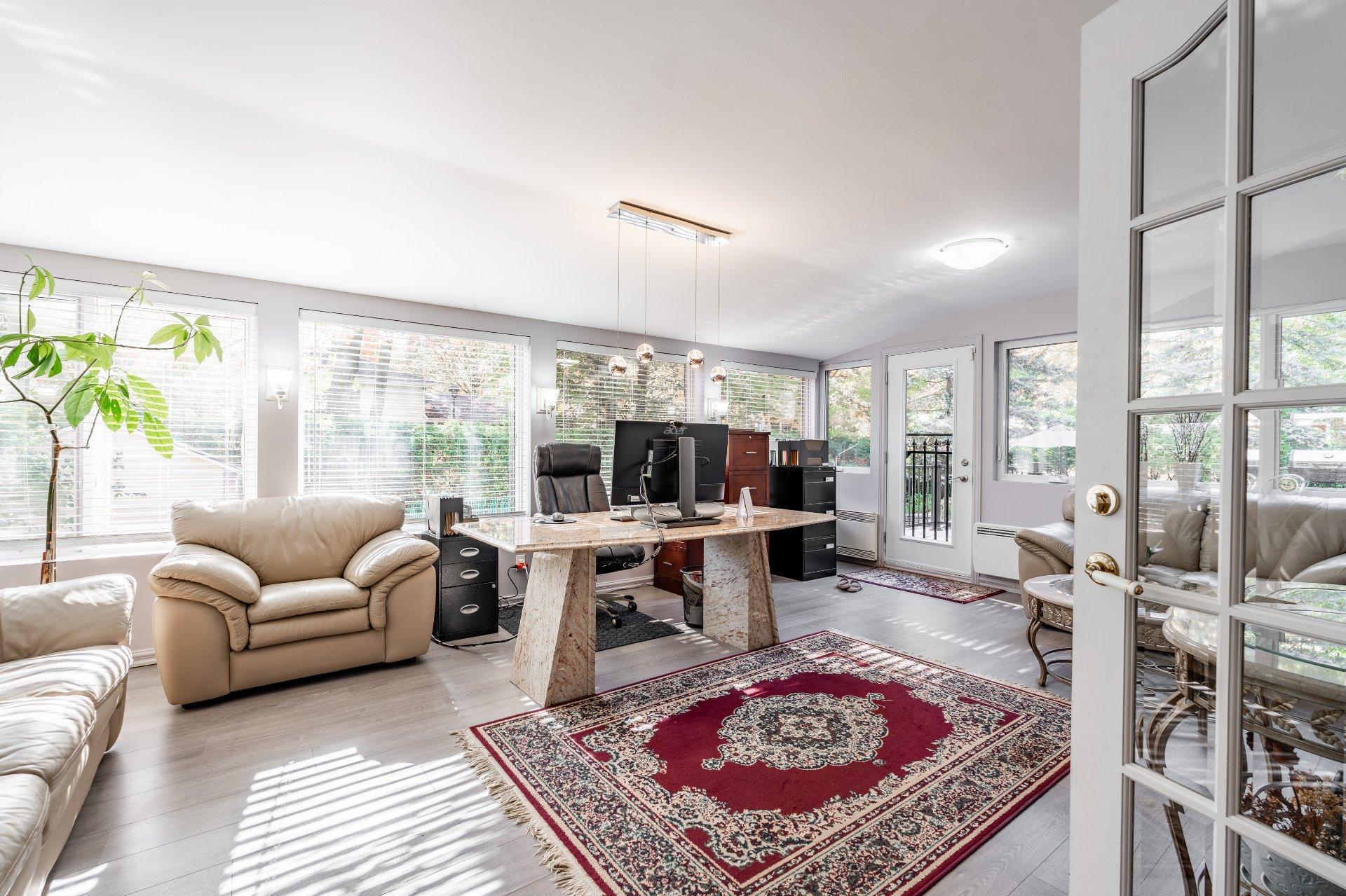 









234


Rue Plamondon

,
Repentigny (Repentigny),




QC
J6A7E4

