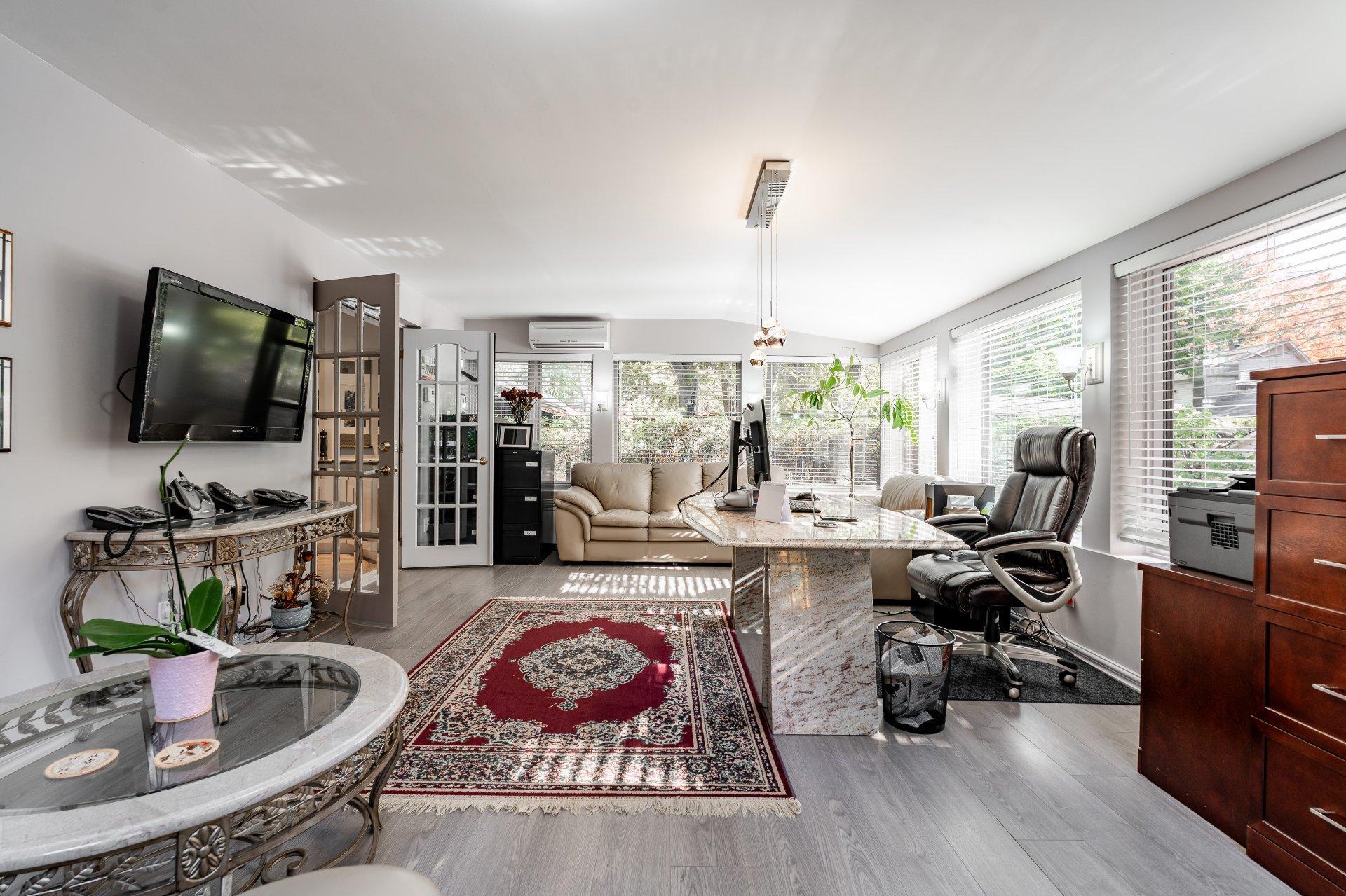 









234


Rue Plamondon

,
Repentigny (Repentigny),




QC
J6A7E4

