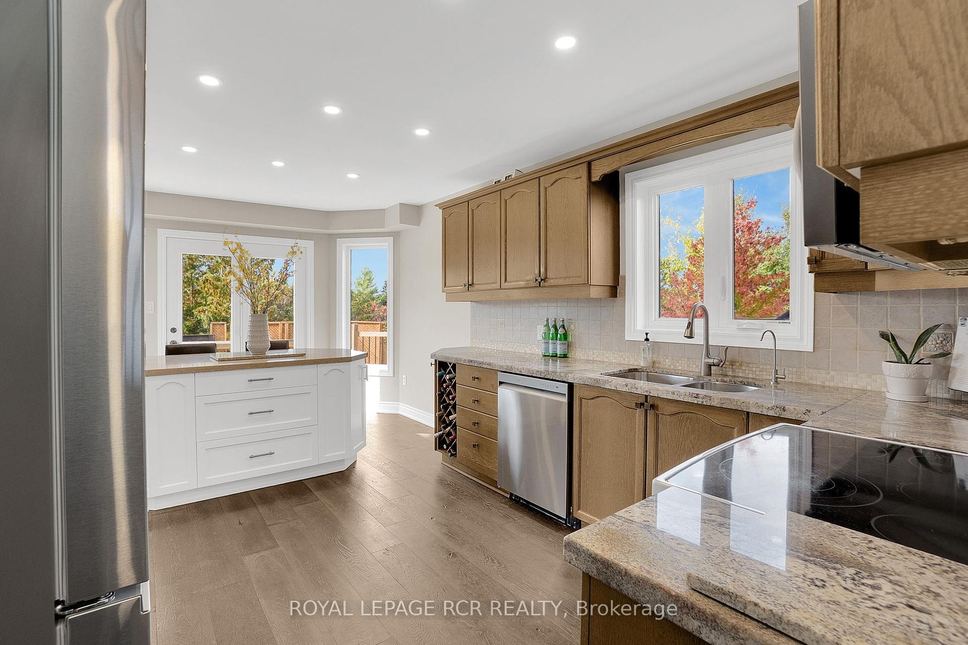 









15


Jack Kenny

Court,
Caledon,




ON
L7E 2M5

