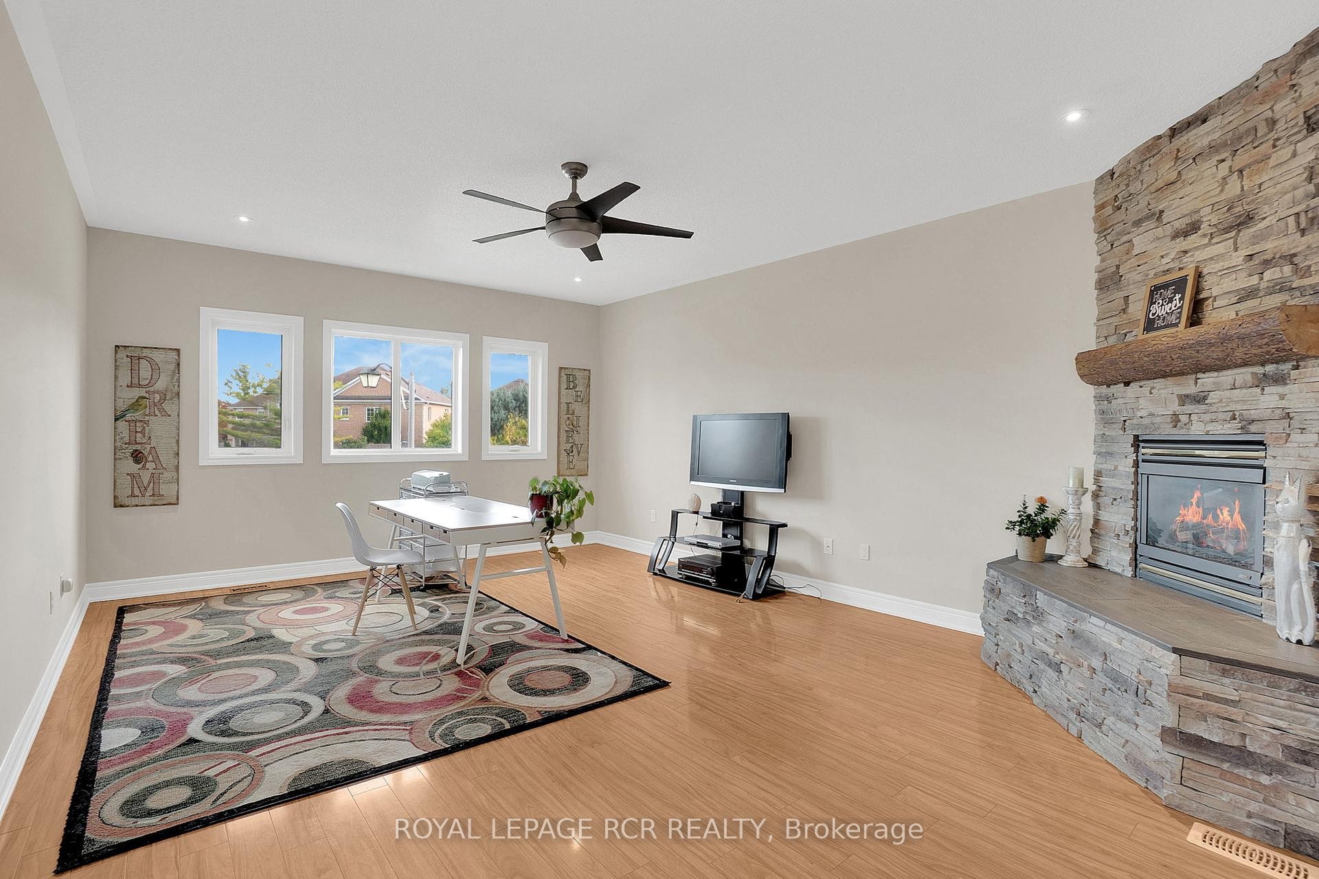 









15


Jack Kenny

Court,
Caledon,




ON
L7E 2M5

