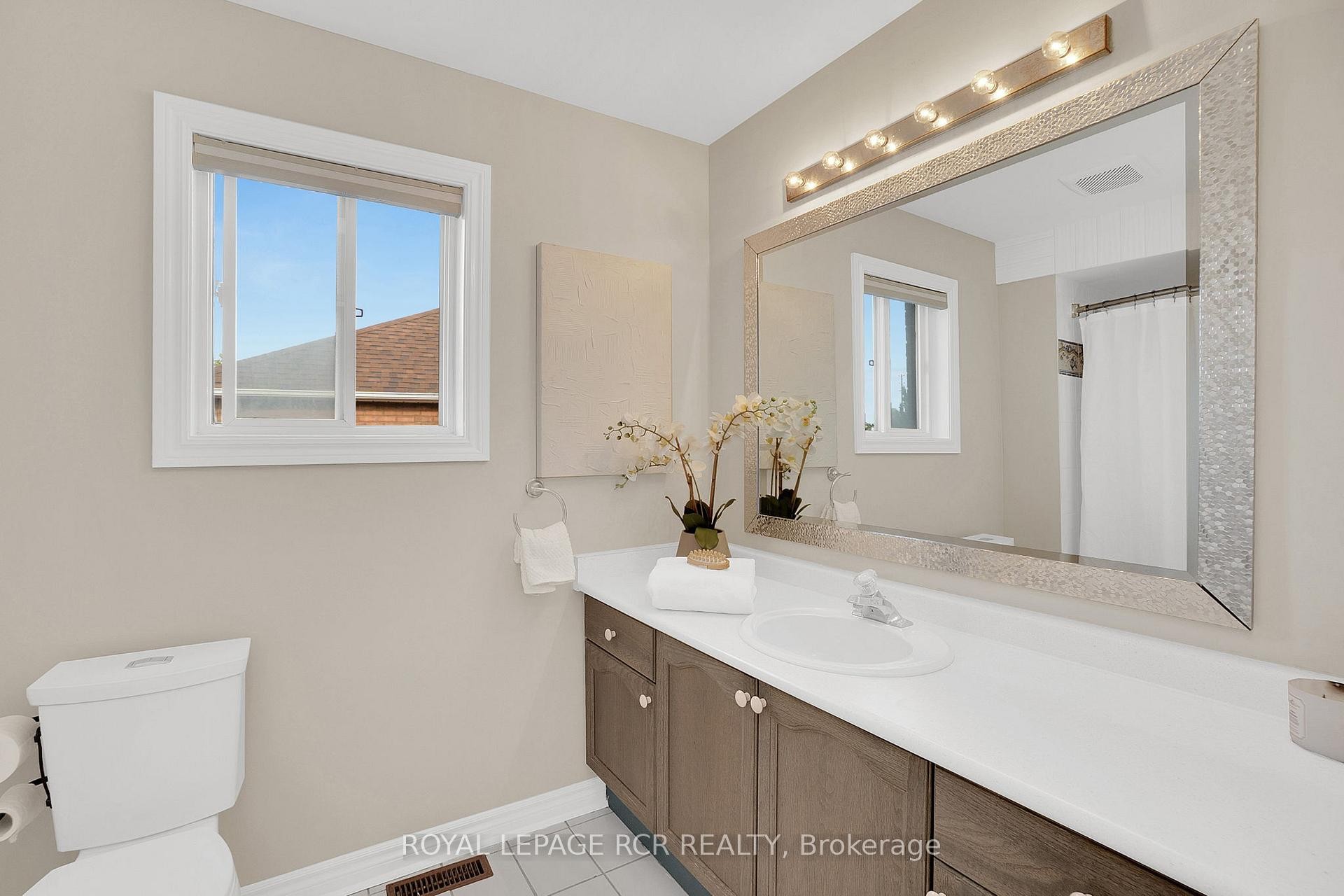 









15


Jack Kenny

Court,
Caledon,




ON
L7E 2M5

