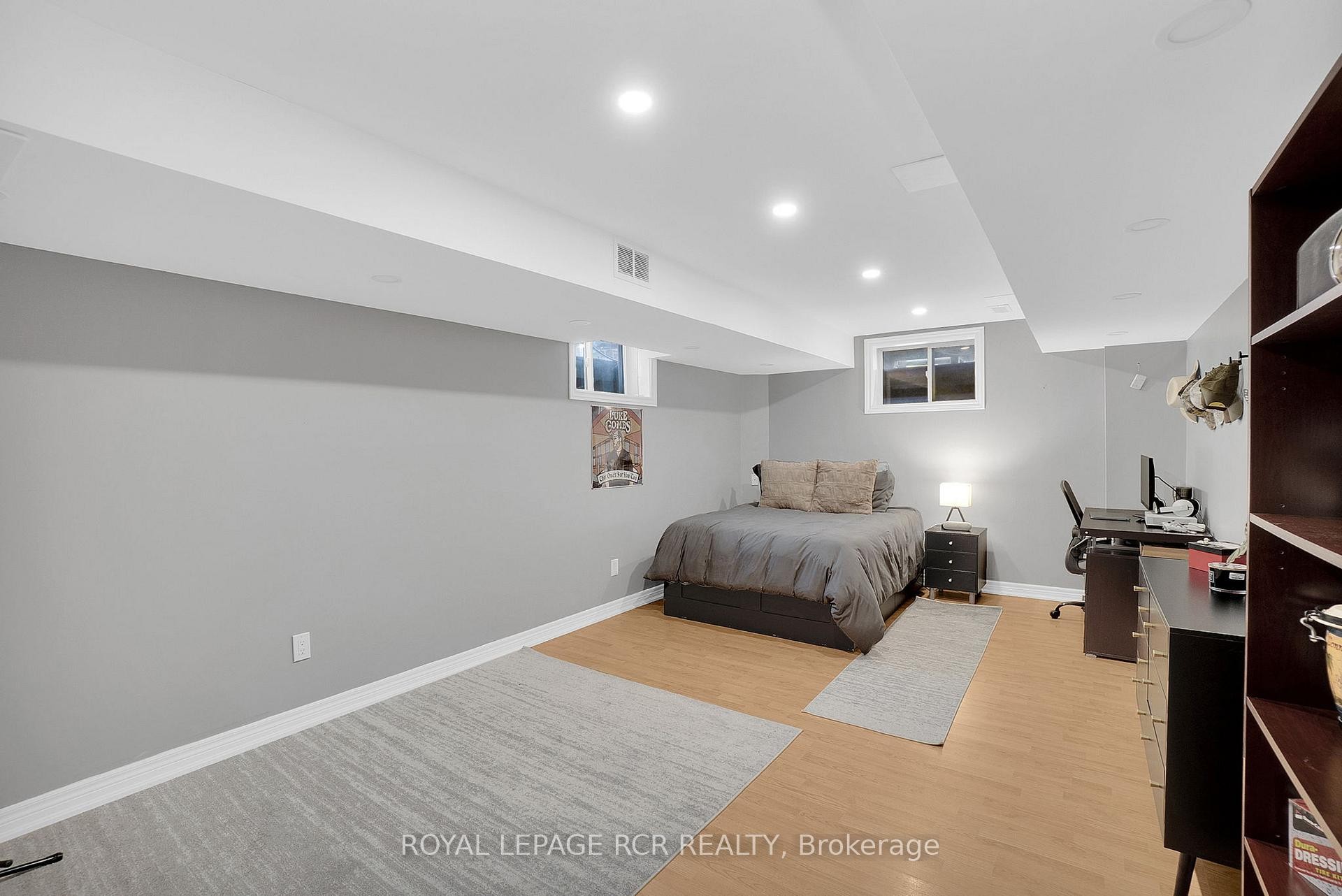 









15


Jack Kenny

Court,
Caledon,




ON
L7E 2M5

