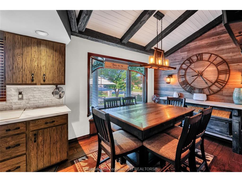 









38


Glenwood

Drive,
Chatham,




ON
N7M 5W8

