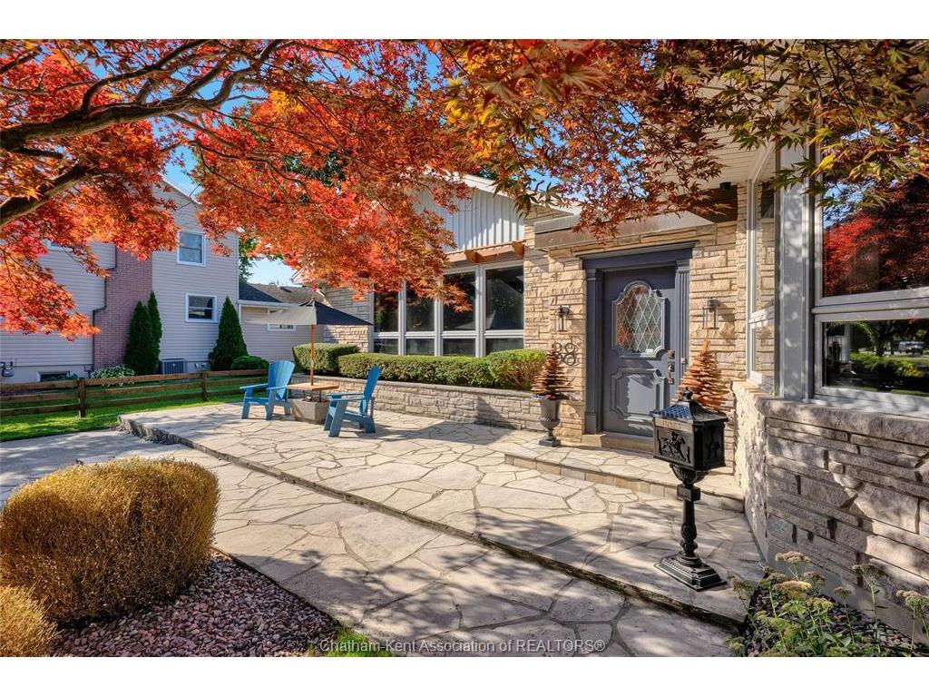 









38


Glenwood

Drive,
Chatham,




ON
N7M 5W8

