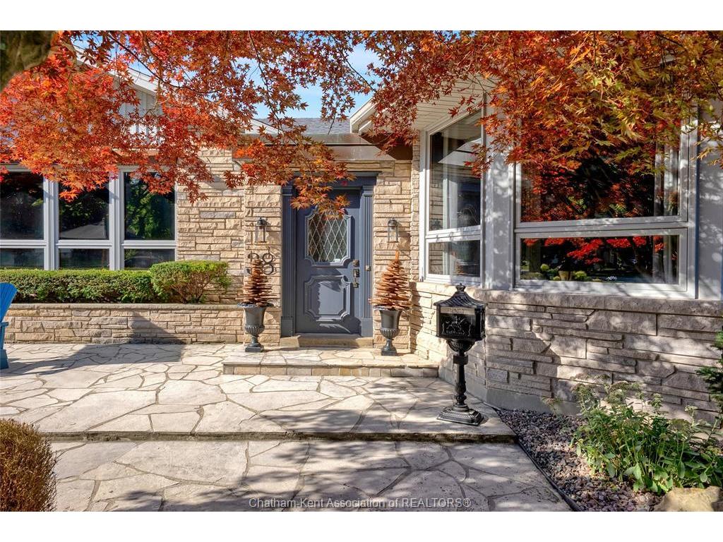 









38


Glenwood

Drive,
Chatham,




ON
N7M 5W8

