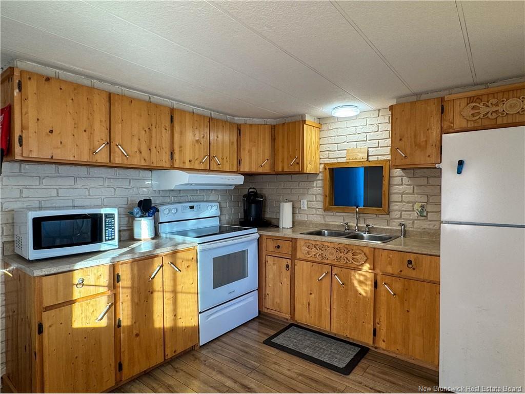 









57


Allee des chalets

,
Petit-Rocher,




NB
E8J 1M4

