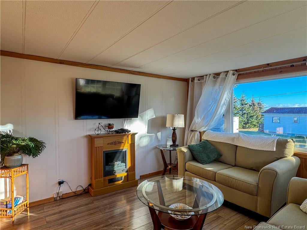 









57


Allee des chalets

,
Petit-Rocher,




NB
E8J 1M4

