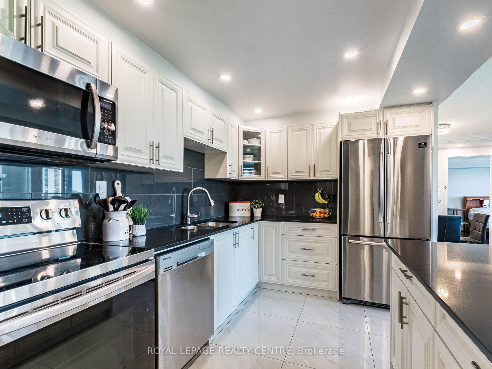 









1320


Mississauga Valley

Boulevard, 709,
Mississauga,




ON
L5A 3R6

