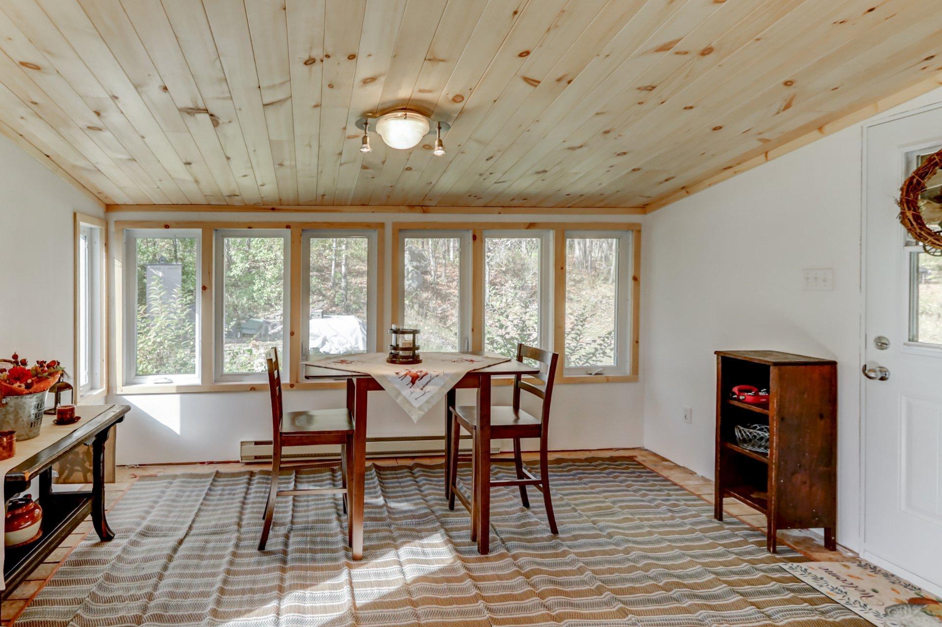 









242


Route du Lac-Rond N.

,
Montcalm,




QC
J0T2V0

