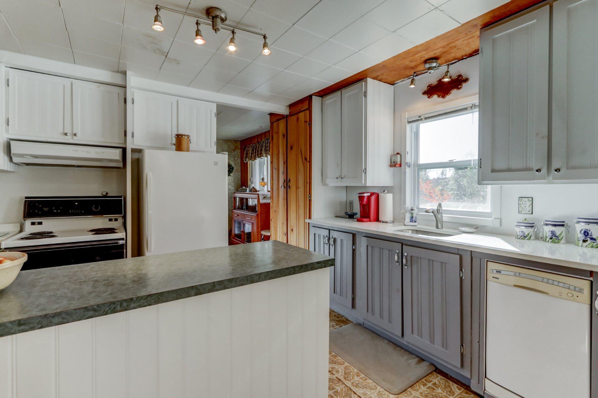 









242


Route du Lac-Rond N.

,
Montcalm,




QC
J0T2V0

