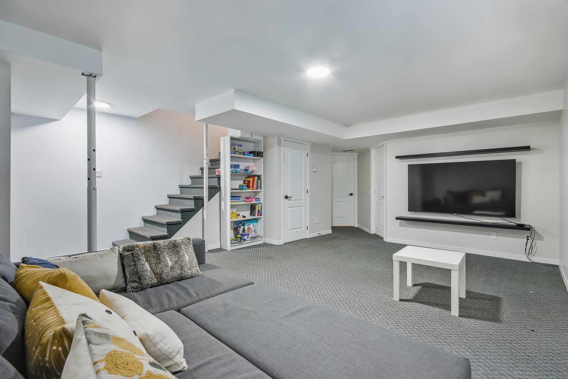 









82


Rue De Musset

,
Saint-Jean-sur-Richelieu,




QC
J2W2V8

