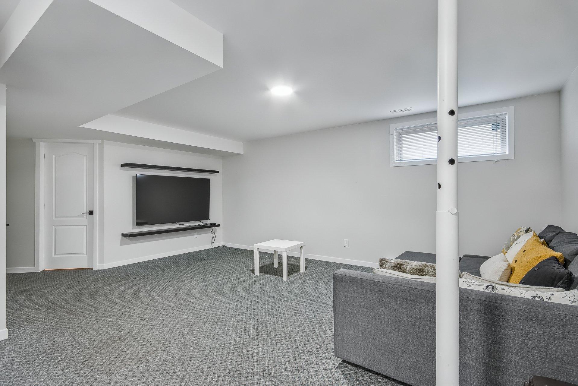 









82


Rue De Musset

,
Saint-Jean-sur-Richelieu,




QC
J2W2V8

