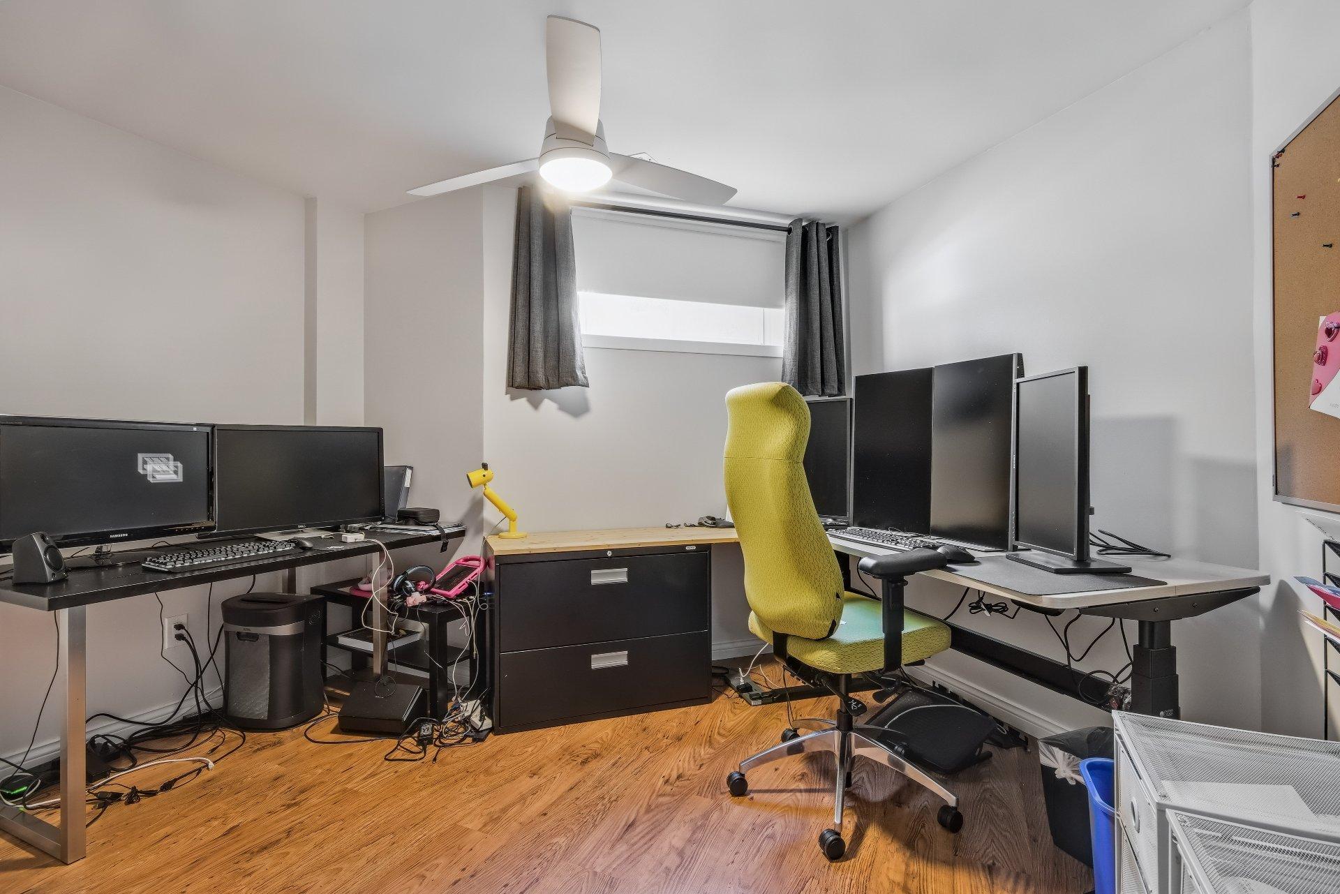 









82


Rue De Musset

,
Saint-Jean-sur-Richelieu,




QC
J2W2V8

