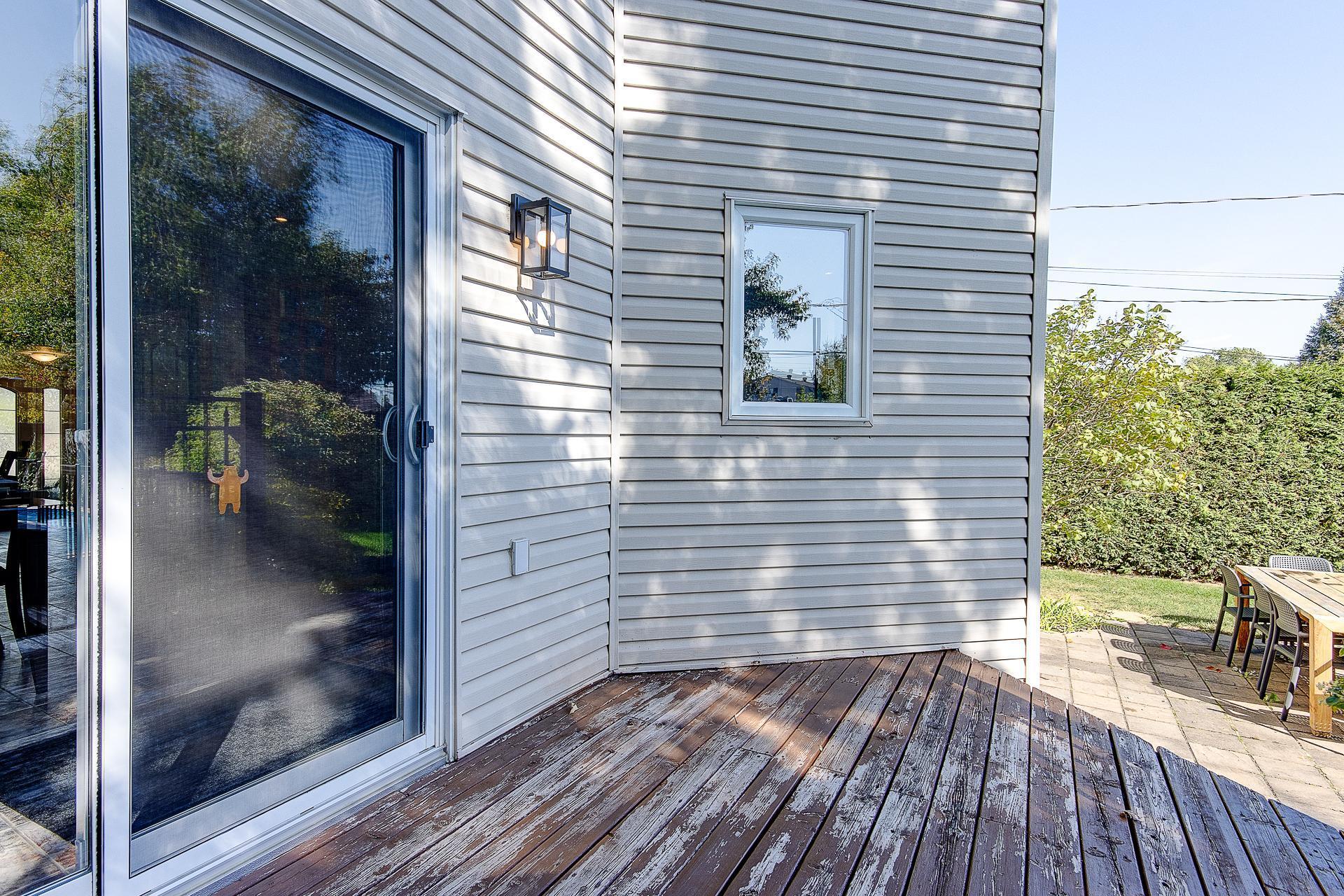 









82


Rue De Musset

,
Saint-Jean-sur-Richelieu,




QC
J2W2V8

