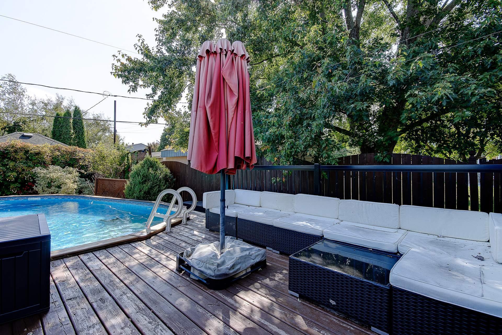 









82


Rue De Musset

,
Saint-Jean-sur-Richelieu,




QC
J2W2V8

