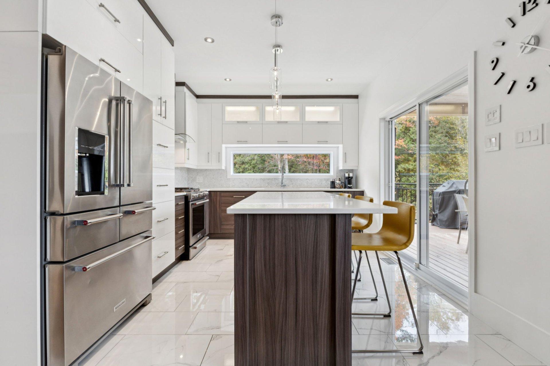 









582


Ch. du Lac-Beauclair

,
La Pêche,




QC
J0X2W0

