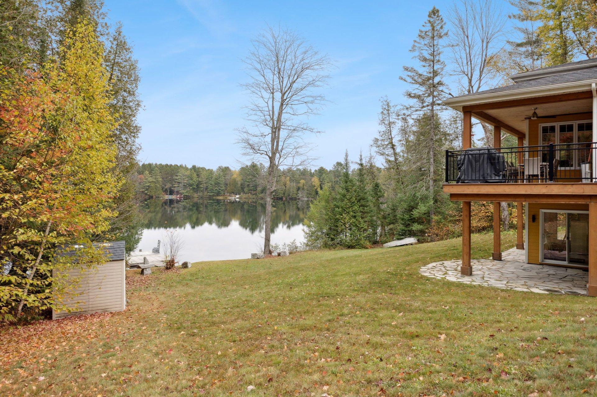 









582


Ch. du Lac-Beauclair

,
La Pêche,




QC
J0X2W0

