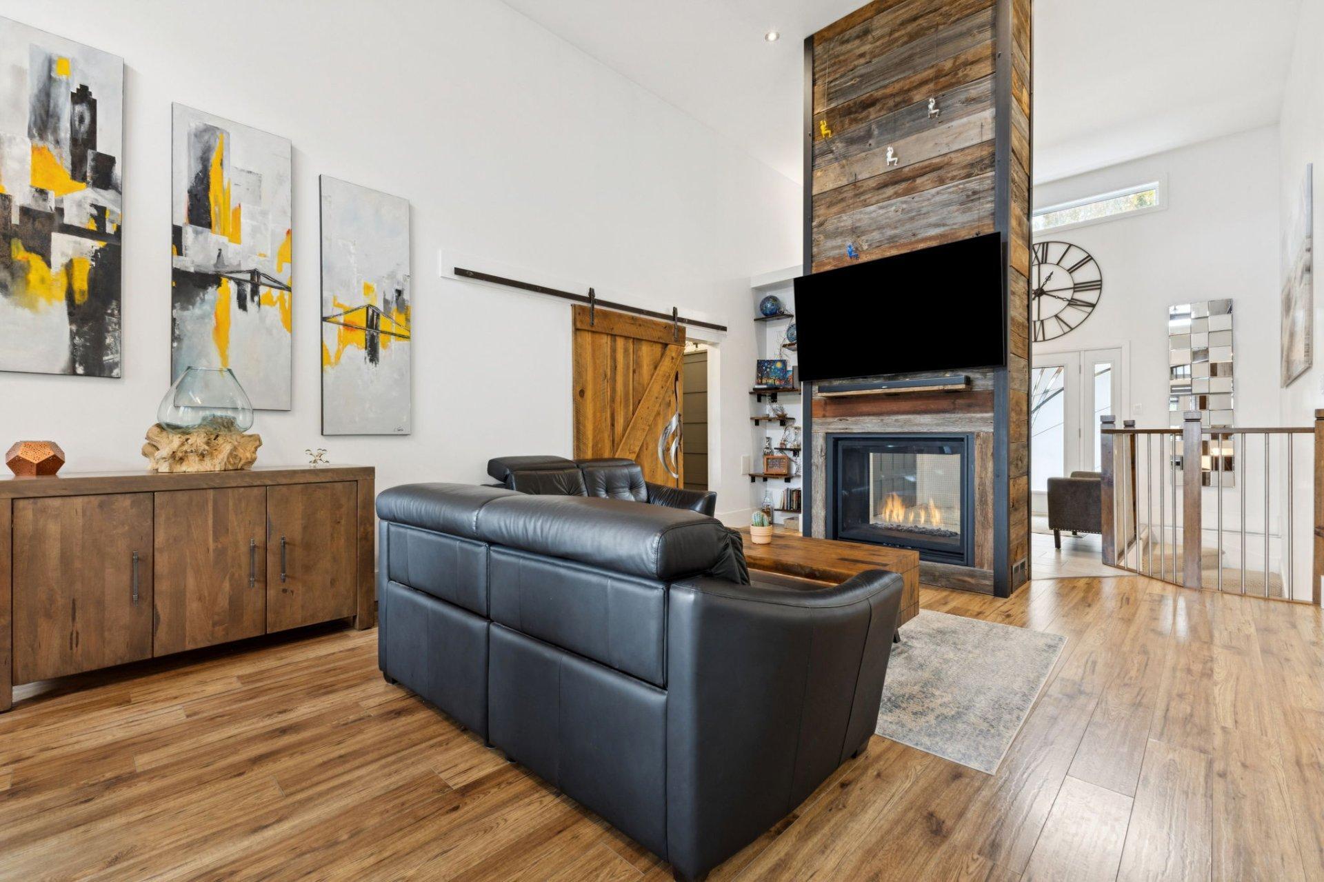 









582


Ch. du Lac-Beauclair

,
La Pêche,




QC
J0X2W0

