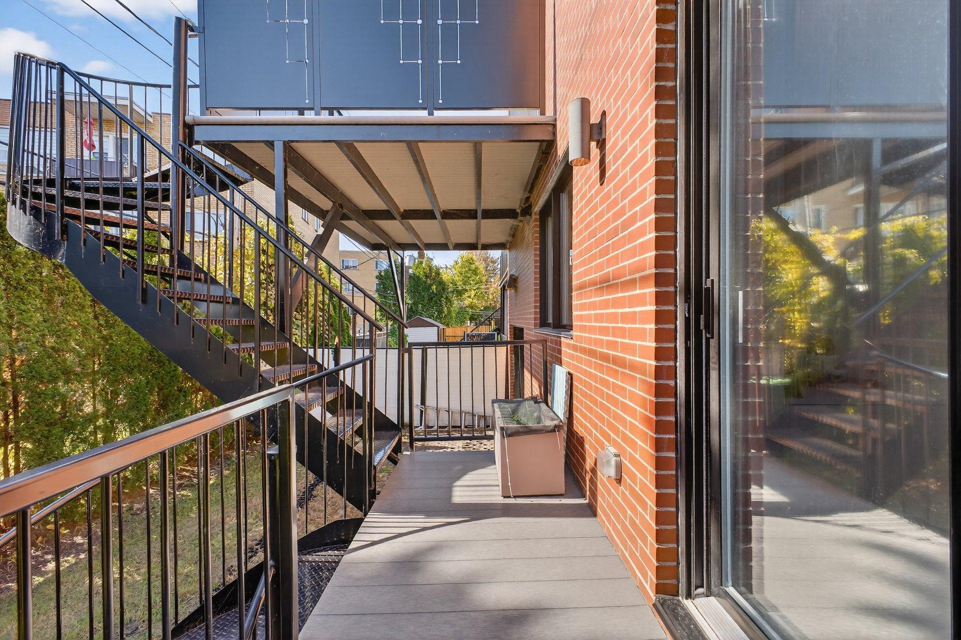 









44


9e Avenue

,
Montréal (LaSalle),




QC
H8R2M6


