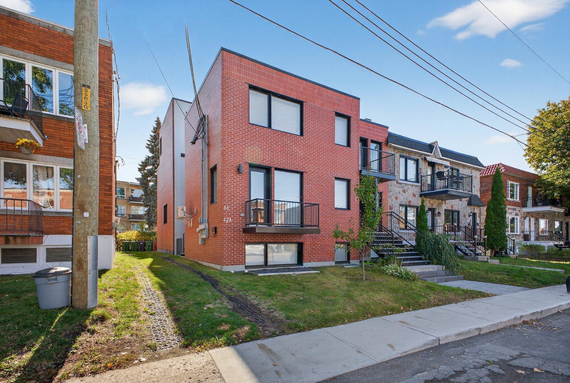 









44


9e Avenue

,
Montréal (LaSalle),




QC
H8R2M6

