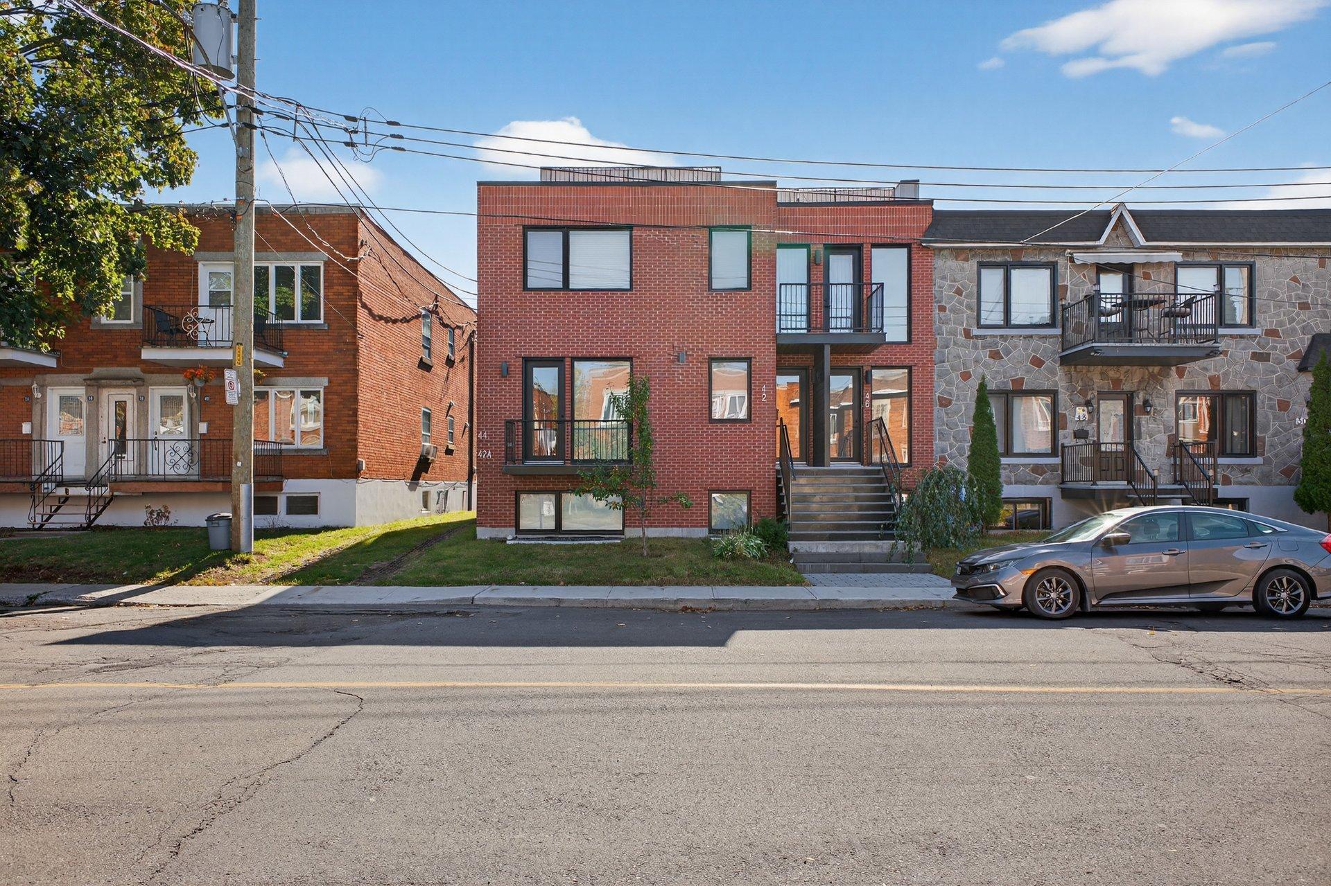 









44


9e Avenue

,
Montréal (LaSalle),




QC
H8R2M6

