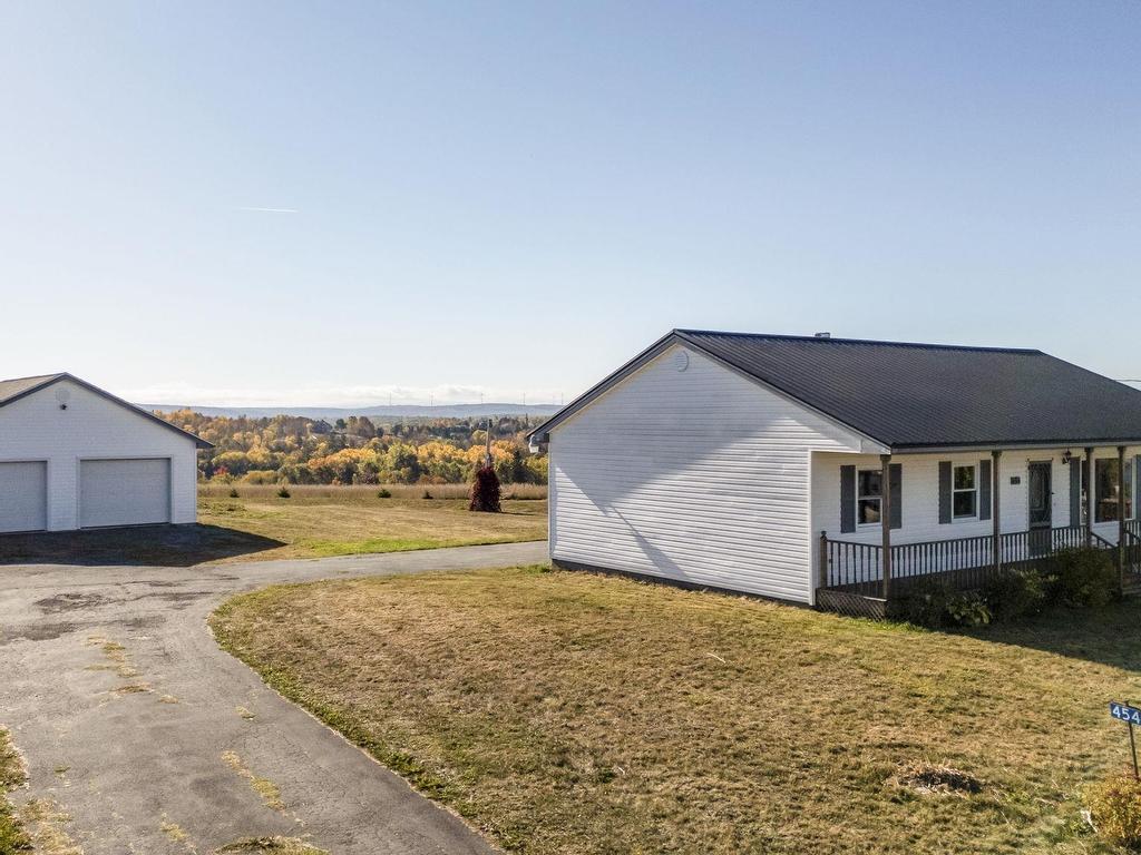 












454 Lawrence Road

,
Union Corner,




NS
B0N 2A0

